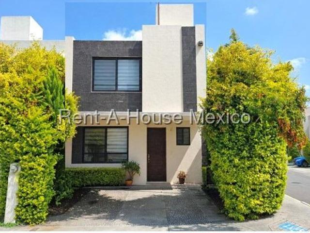 Casa Contemporanea en Renta en Sonterra, Queretaro