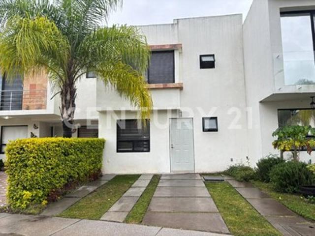 Casa en Renta en Sonterra Residencial