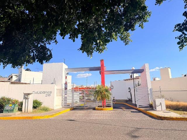 CASA EN RENTA EN TULIPANES cerca de Tejeda