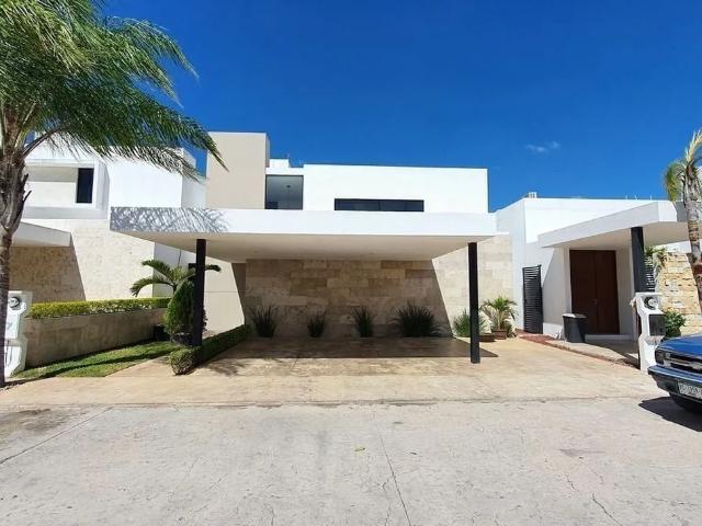 Casa en Renta en Temozon Norte, Mérida, Yucatán