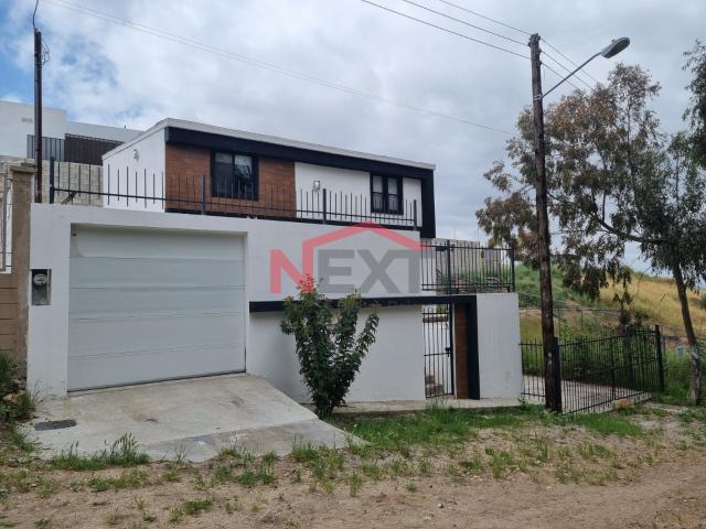 Casa en Renta en Tijuana, Burocrata Hipodromo,, 3 recámaras, 2.0 baños, 65.00 m2 terreno, 242.50 m2 construcción