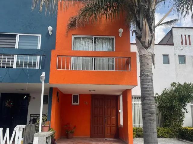 Casa en renta en Tlacopa, Toluca, México