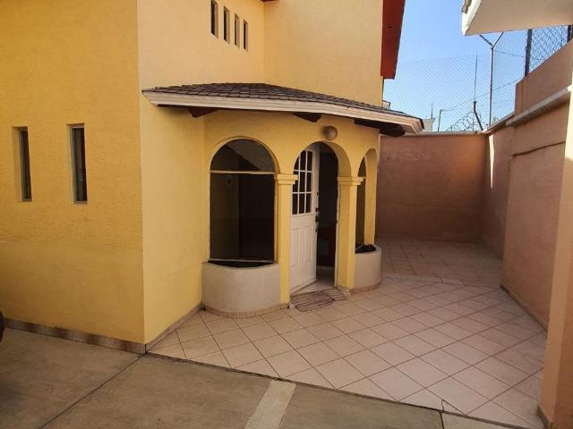 Casa en Renta, Toluca Zona PRI y Hospitales, 3 Recamaras
