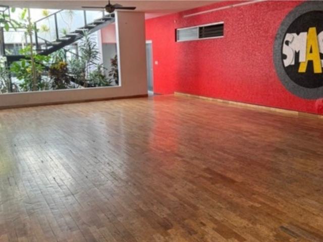 Casa en renta en Toluca ideal para escuelas,oficinas,academias