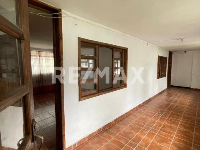 CASA EN RENTA EN TOLUCA MUY CERCA DEL PARQUE URAWA