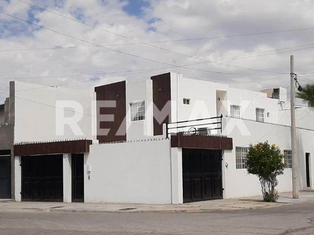 CASA EN RENTA EN TORREÓN JARDÍN