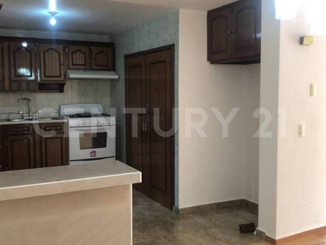 Casa en renta en Urbi Hacienda Balboa, Cuautitlán Izcalli