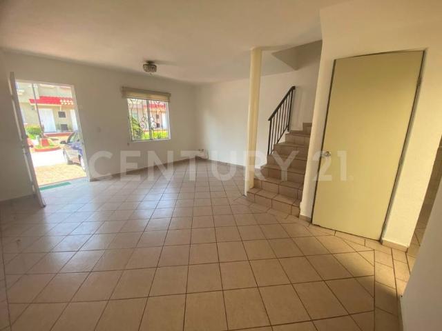 Casa en renta en URBi quinta Montecarlo, Cuautitlan izcalli