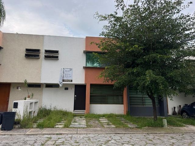 Casa en renta en Valdepeñas, Zapopan, Jal
