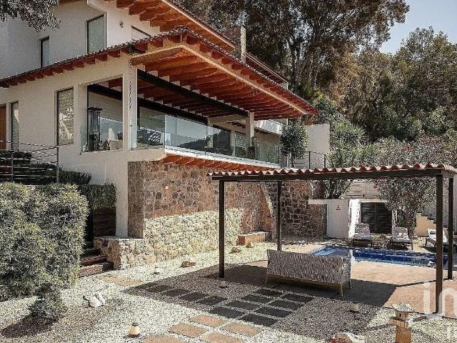Casa en Renta en Valle de Bravo, Valle de Bravo, Estado de México