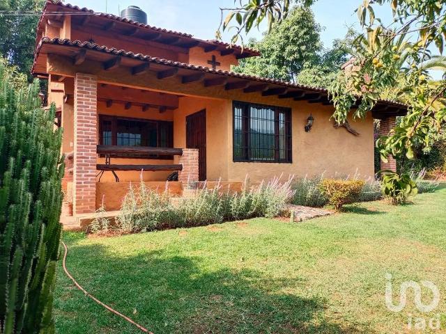 Casa en Renta en Valle de Bravo, Valle de Bravo, Estado De México