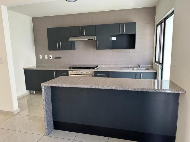 Casa en renta en Valle de Juriquilla, Querétaro, Querétaro