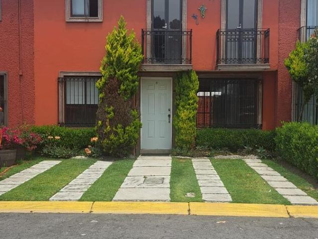 CASA EN RENTA EN VALLE DE LA HACIENDA