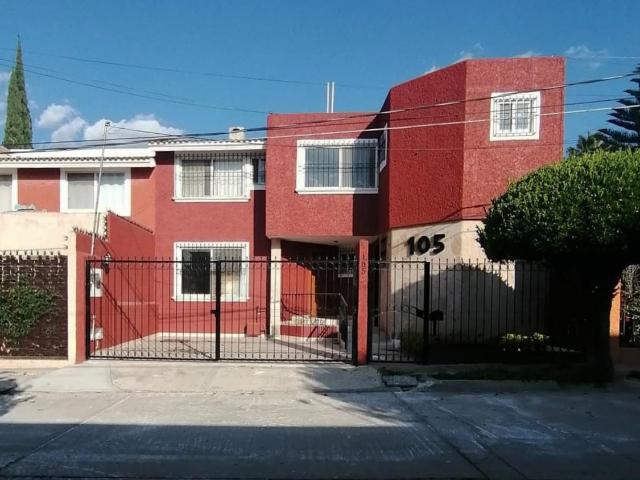 CASA EN RENTA EN VALLE DEL CAMPESTRE AL NORTE DE LA CIUDAD MA
