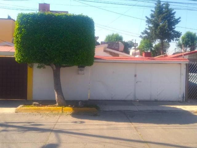 Casa en renta en Valle Dorado