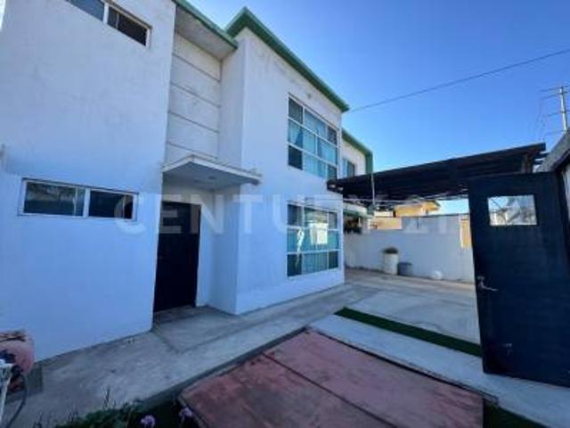Casa en RENTA en Valle Dorado, Ensenada, B.C