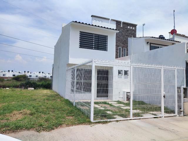 Casa en renta en Valle Real
