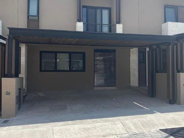 casa en renta en villa magna, qro