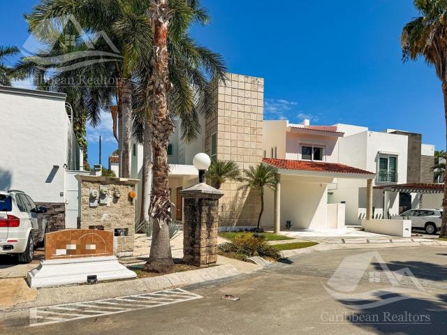 Casa en Renta en Villa Magna