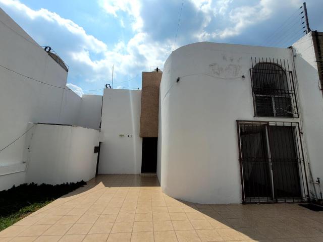 Casa en renta en Villa Residencial Arbide