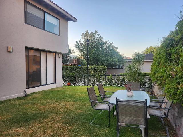 Casa en Renta en Villa Toscana, Club de Golf Balvanera