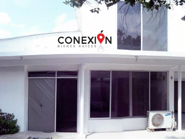 CASA EN RENTA EN VILLAHERMOSA EN TABASCO 2000, MUY AMPLIA, EN PRIVADA