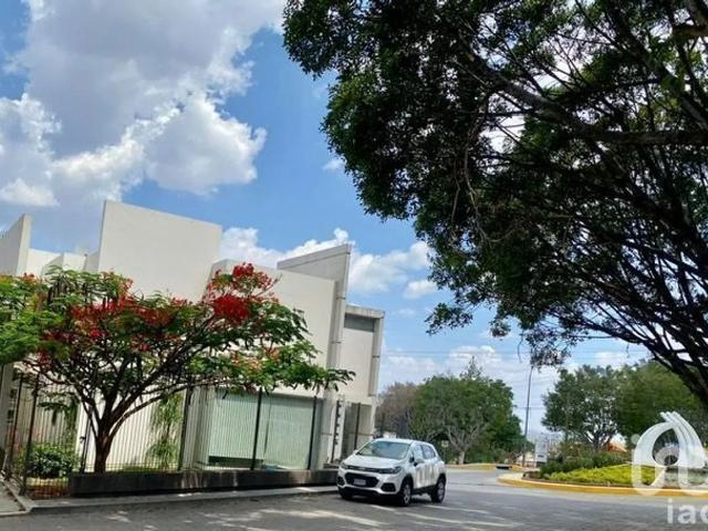 Casa en Renta en Villas de Irapuato, Irapuato, Guanajuato