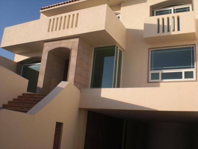 CASA AMPLIA EN VILLAS DE IRAPUATO
