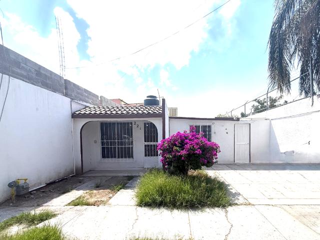 Casa amueblada en Renta cerca del Hospital Ángeles y Tec de Mty