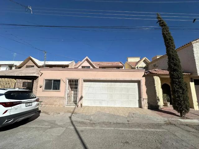 CASA EN RENTA EN VILLAS DE LA HACIENDA, TORREON COAHUILA