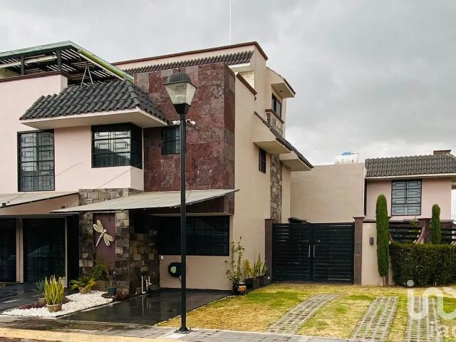 Casa en Renta en Villas de Santa María, Tonanitla, México