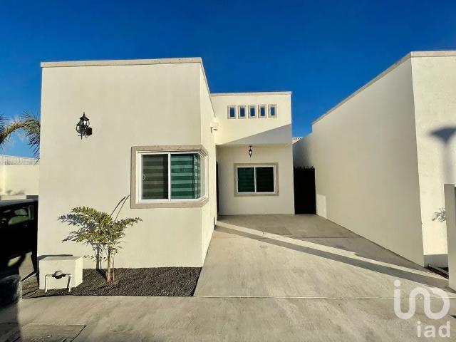 Casa en Renta en Villas del Encanto, La Paz, Baja California Sur