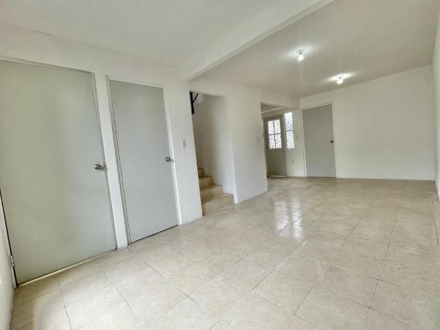 CASA EN RENTA EN VILLAS DEL SAUCE SOBRE CARRETERA TOLUCA TENANGO A 15min DE METEPEC