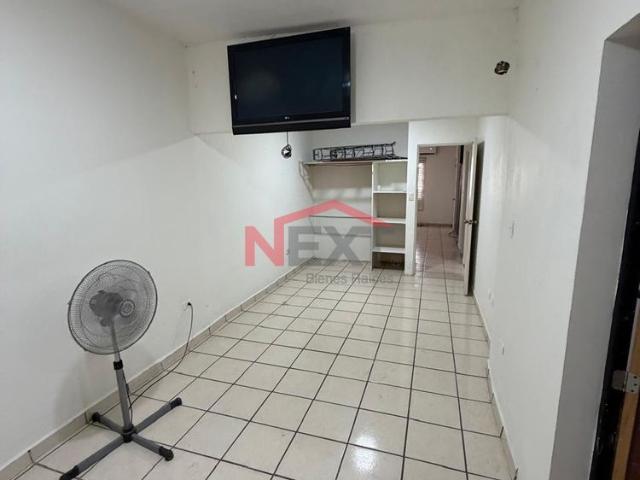 CASA EN RENTA EN VILLAS DEL SUR