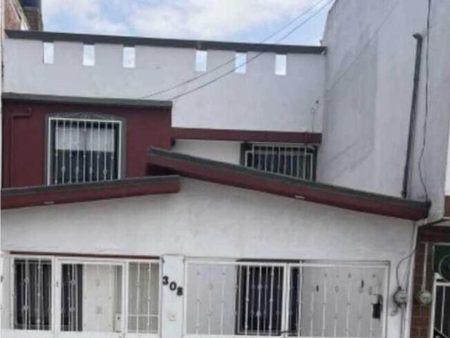 Casa en renta en Villas Santín, Toluca, México
