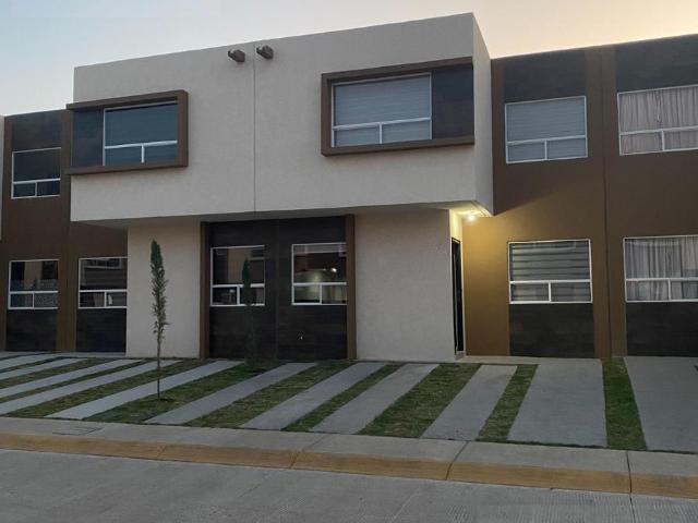 CASA EN RENTA EN VILLAS SAN FERNANDO, CALIMAYA ESTADO DE MEXICO