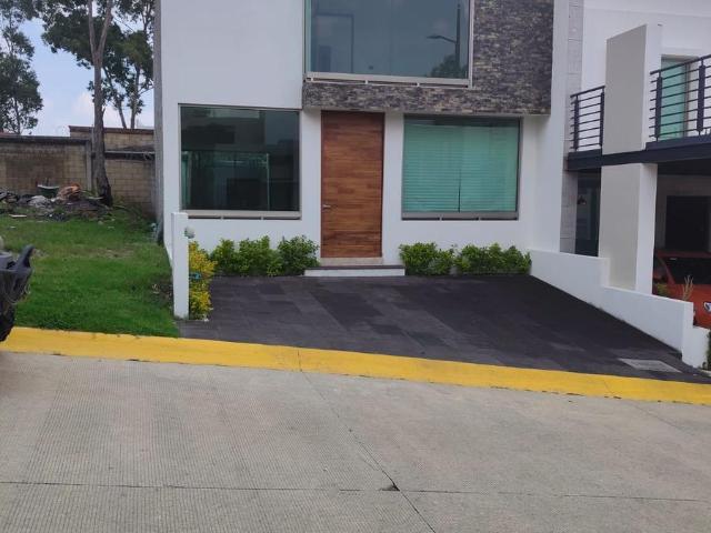 Casa en renta en Vistas Altozano