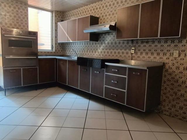 CASA EN RENTA EN VIVEROS DEL VALLE