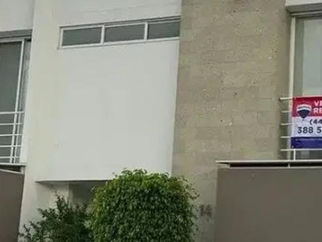 Casa En Renta En Zakia