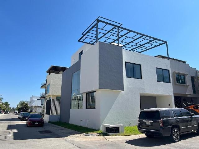 CASA EN RENTA EN ZAPOPAN, JALISCO, COTO ESPAÑOL, VALLE IMPERIAL