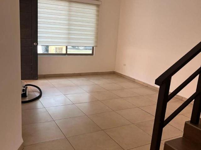 Casa en renta en zona country Villahermosa puerta magna