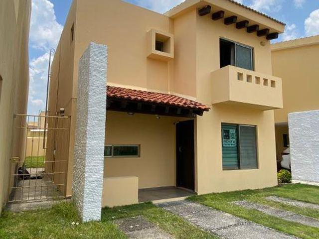Casa en Renta en Zona Country, Fraccionamiento Puerta Magna