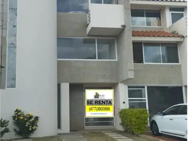 Casa en Renta en Zona Norte de León, Residencial Real Cayetana