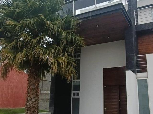 CASA EN RENTA EN ZONA PLATEADA PACHUCA