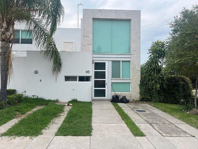 Casa en Renta en Zona Real Zapopan | Coto El Real 1 | Frente al Tec de Monterrey