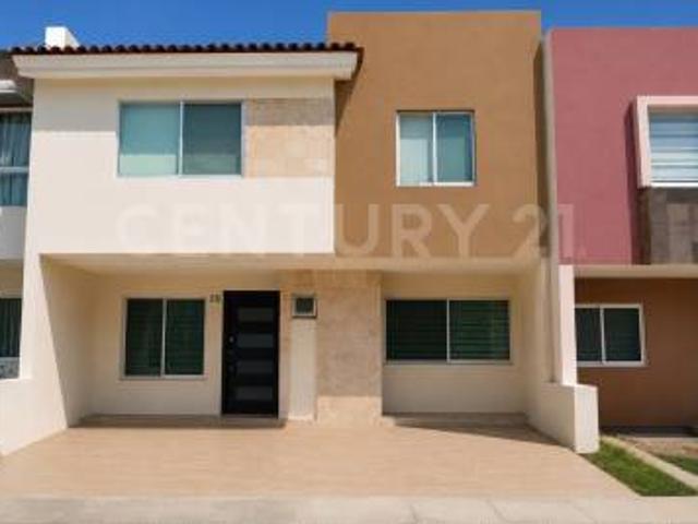 Casa en renta, en zona real dentro de condominio Zapopan, Jalisco