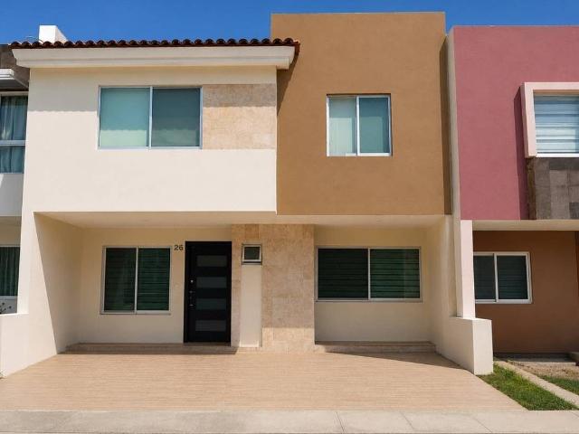 Casa en renta, en zona real dentro de condominio, en Zapopan, Jalisco