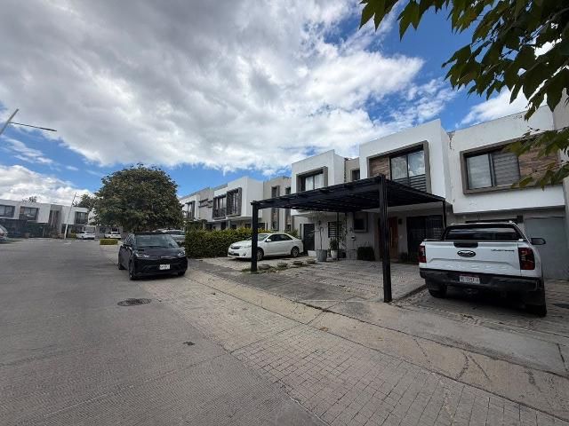 casa en renta en $14,000.00 ya con mtto en fracc. altaterra ii, zapopan, jalisc