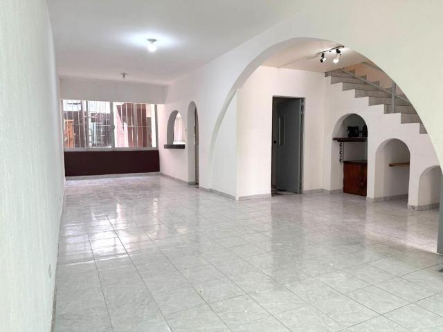 Casa en Renta entre Ignacio de la llave y Avila Camacho,Xalapa, Ver