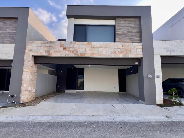 Casa en Renta Equipada en el Pueblo Mágico de Santiago, N.L